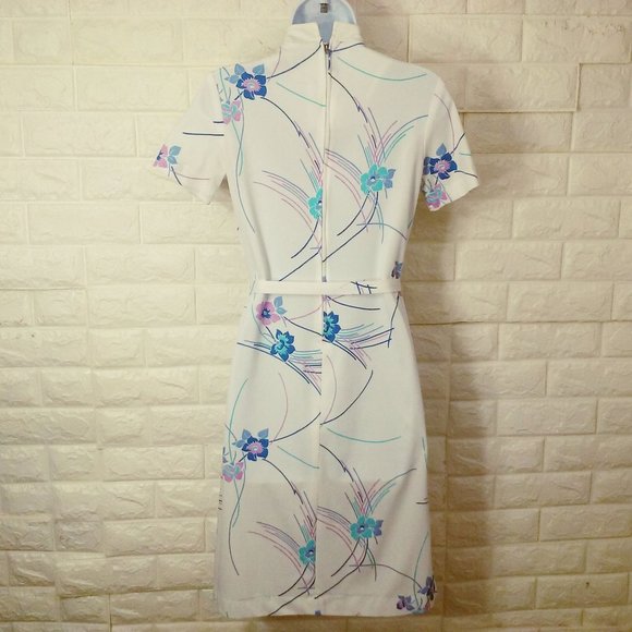 Vintage 70s Floral Sheath Day Dress -S(6) A-Line Dbl-Knit Polyester Belt Zip - Picture 10 of 10